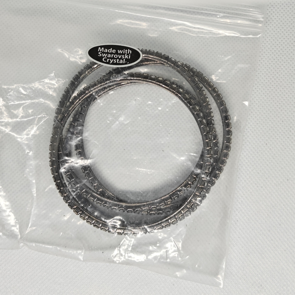 Bangles Made from Swarovski Crystals ( 4 PCs)